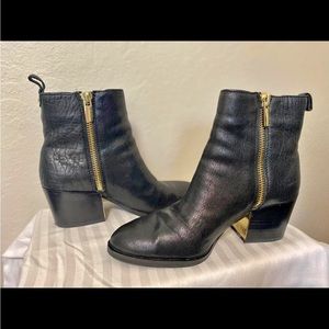 Black Vince Camuto Imala Booties (Size 8.5)